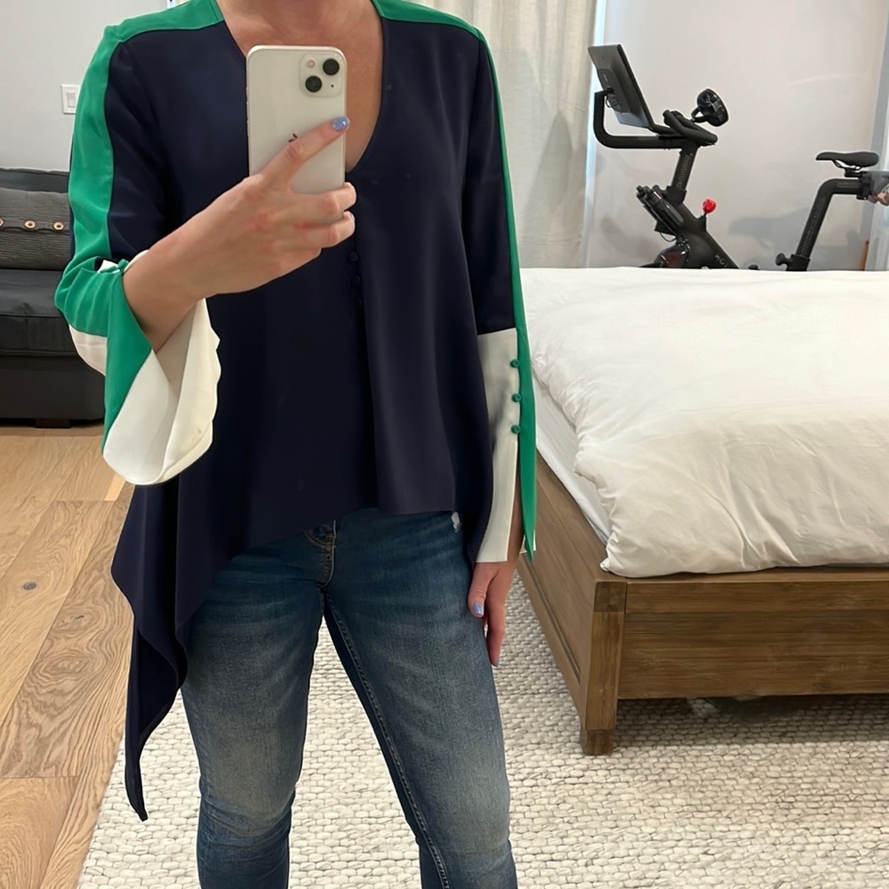 BCBGMaxAzria navy and green color-block blouse